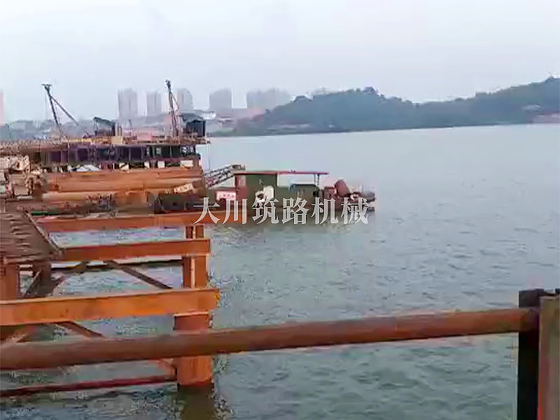 岳陽路橋施工棧橋及平臺(tái) 岳陽路橋施工棧橋及平臺(tái)